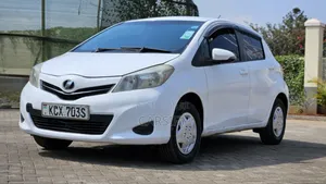 Toyota Vitz 2012 White