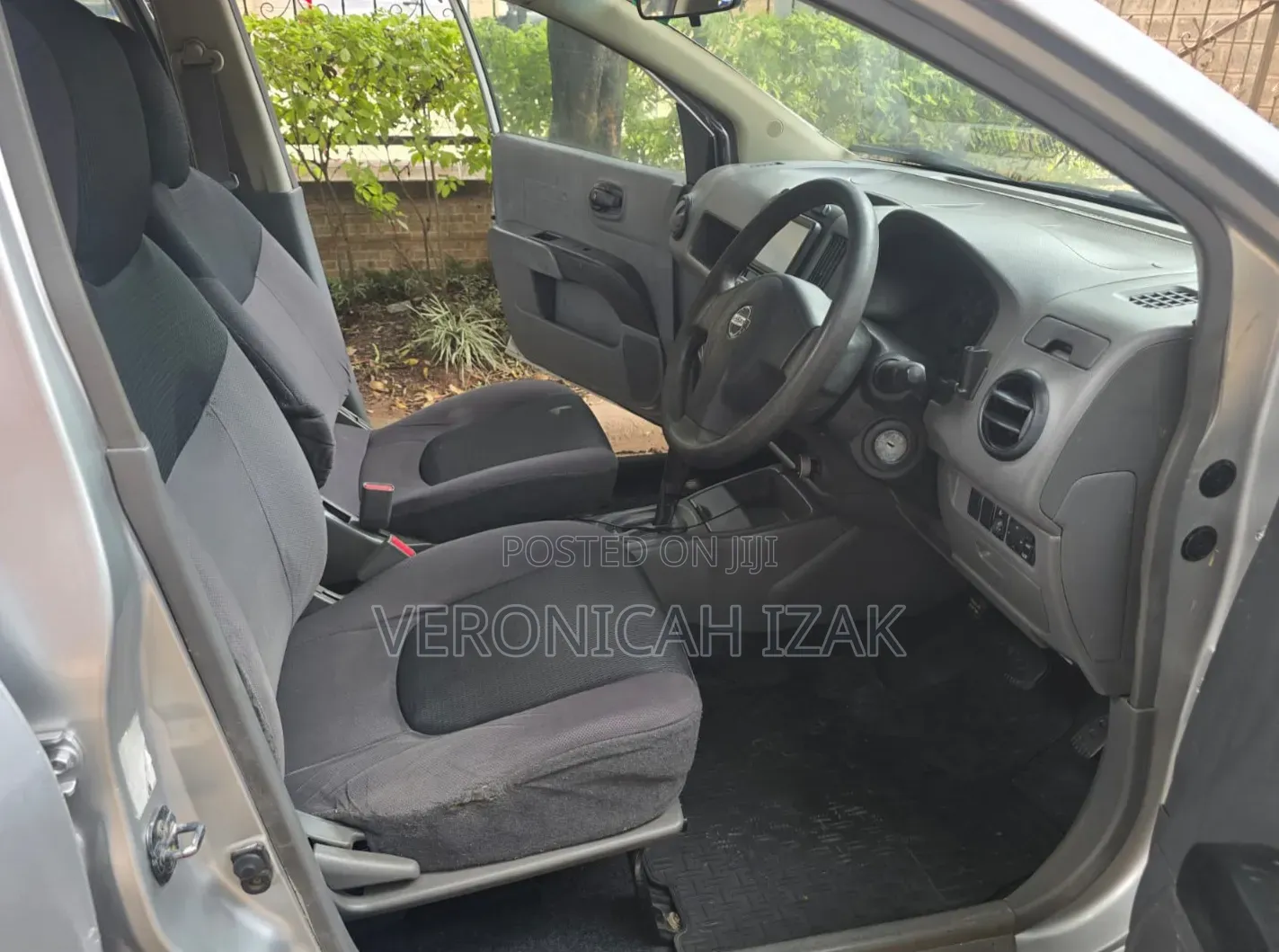 Nissan Advan 2008 Silver