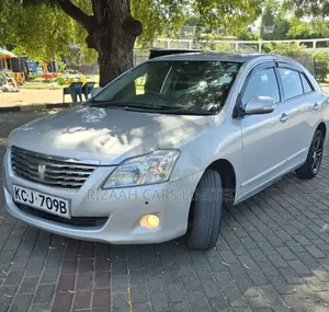 Toyota Premio 2011 Silver