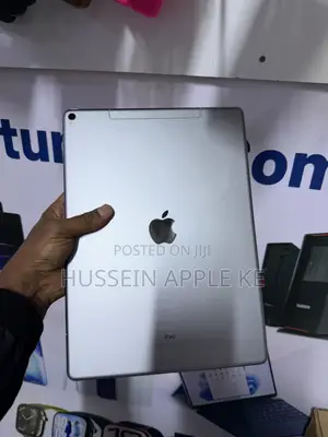 Apple iPad Pro 12.9 (2017) 256 GB Gray