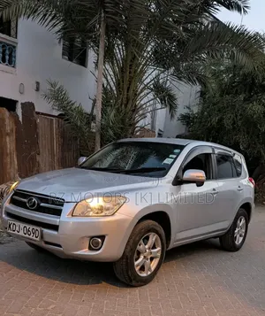 Toyota RAV4 2016 Silver