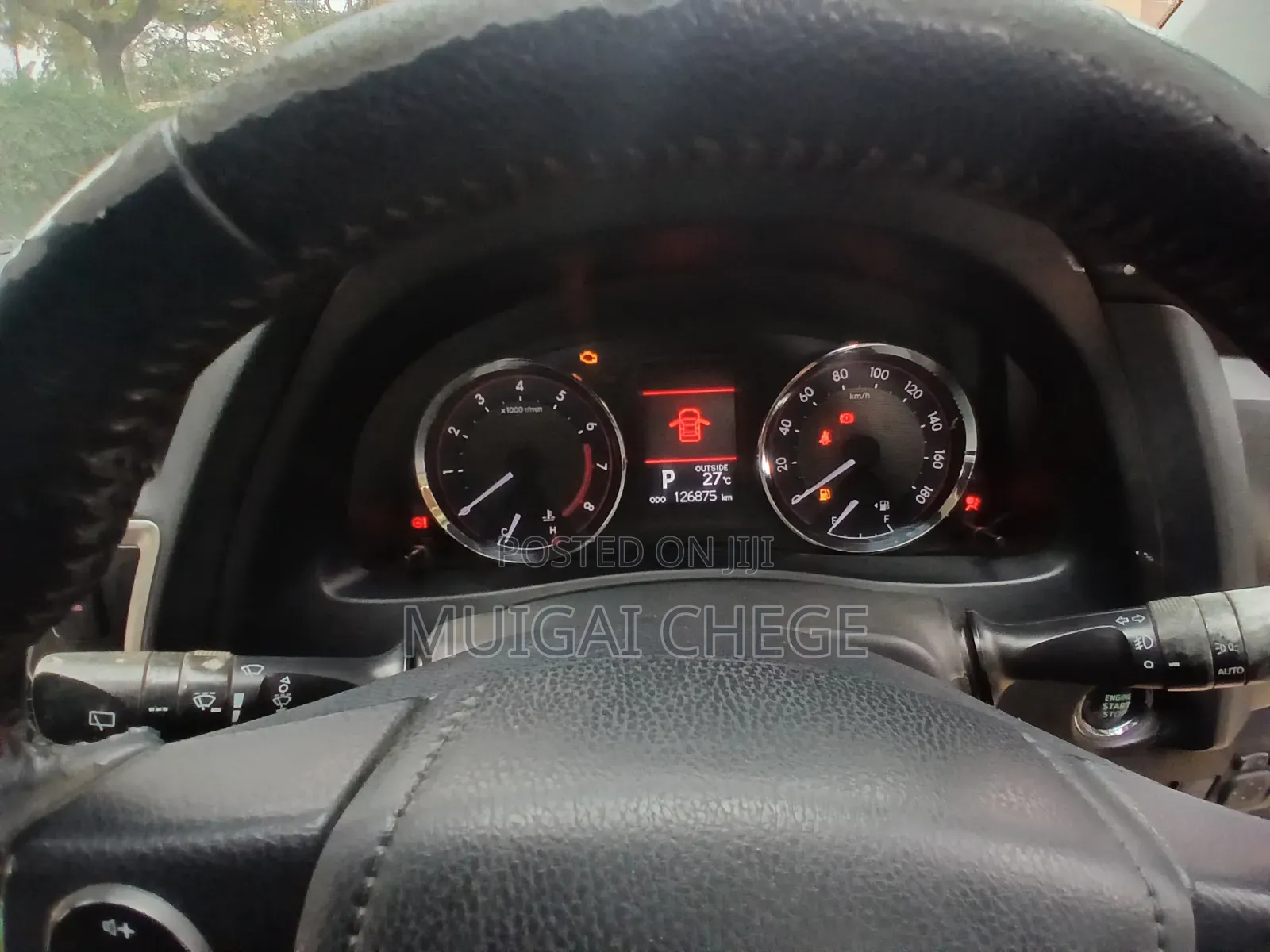 Toyota Auris 2014 Red