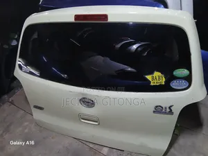 Daihatsu Mira 2010-2015 Boot