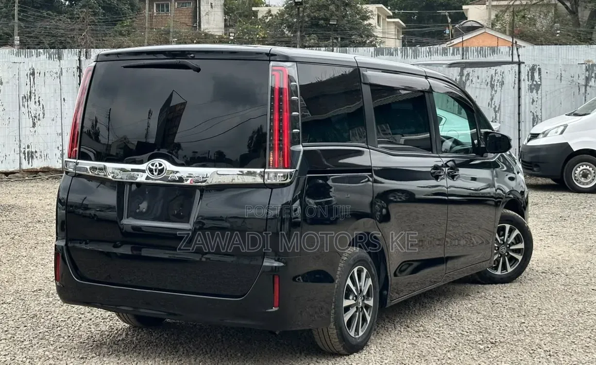 Toyota Noah 2020 Black