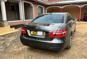 Mercedes-Benz E250 2010 Gray