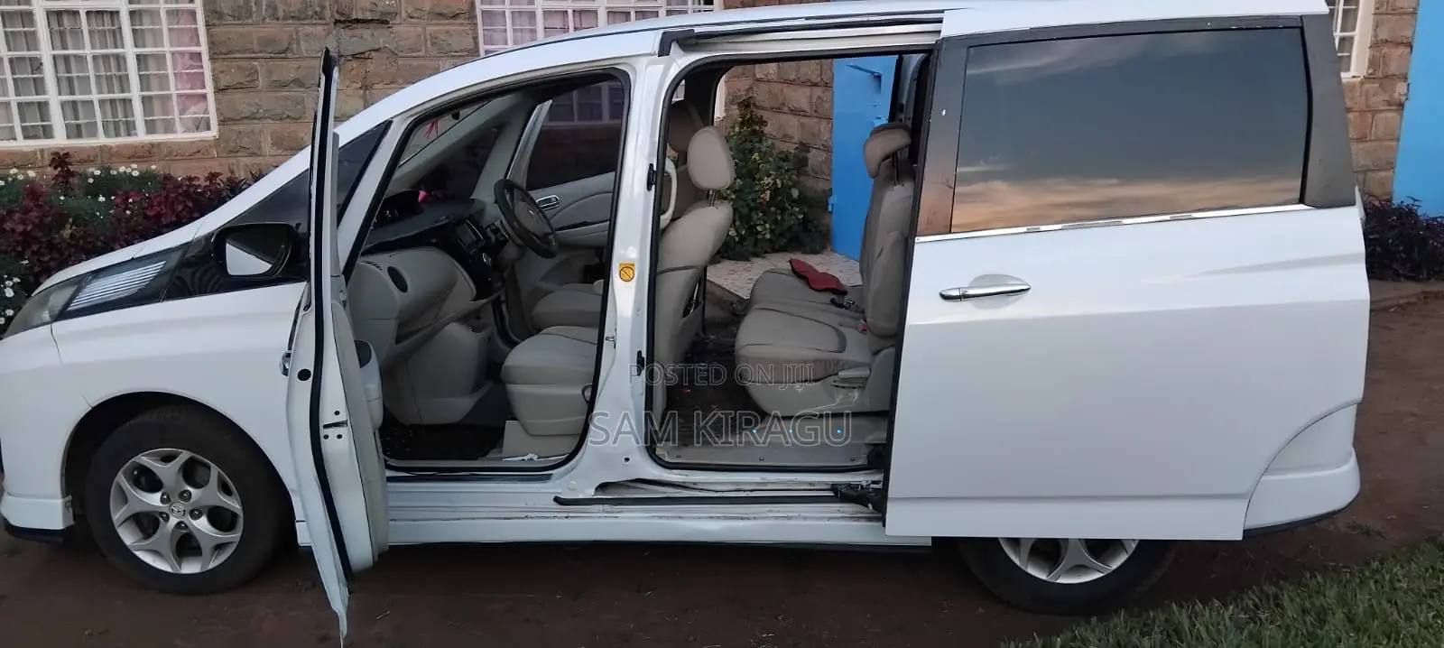 Mazda Biante 2009 Pearl