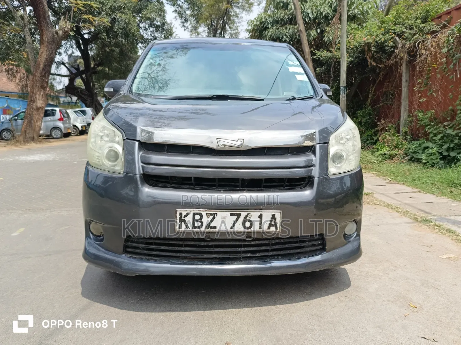 Toyota Noah 2007 Gray