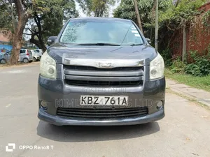 Toyota Noah 2007 Gray