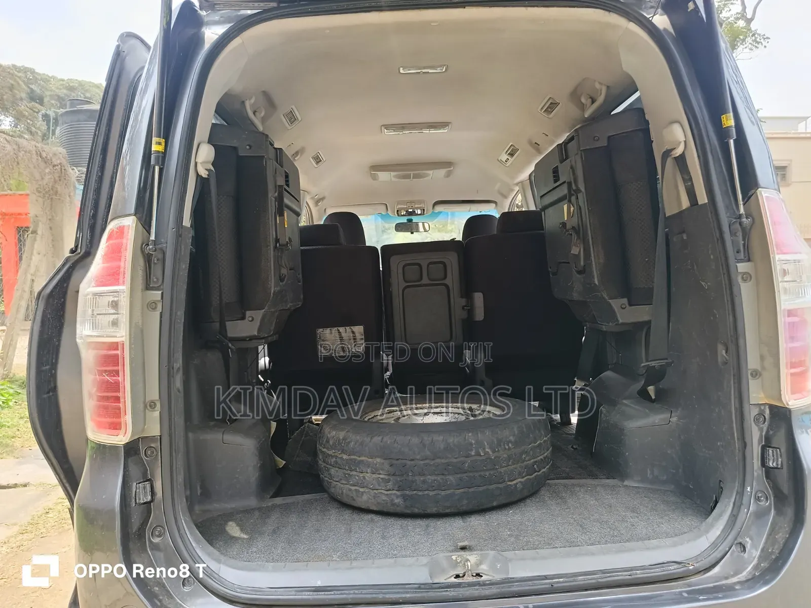 Toyota Noah 2007 Gray
