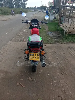 Bajaj Boxer 100 2016 Red