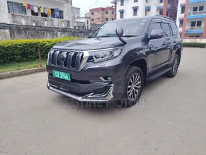 Toyota Land Cruiser Prado 2.7 2019 Gray