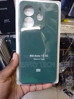 Xiaomi Redmi Note 14 4G Silicone Case Featuring a Soft-Touch Matte