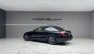 Mercedes-Benz C200 2019 Black