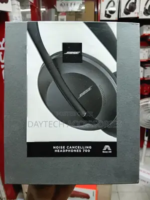 Bose Noise Cancelling Wireless Headphones 700 Bluetooth Black