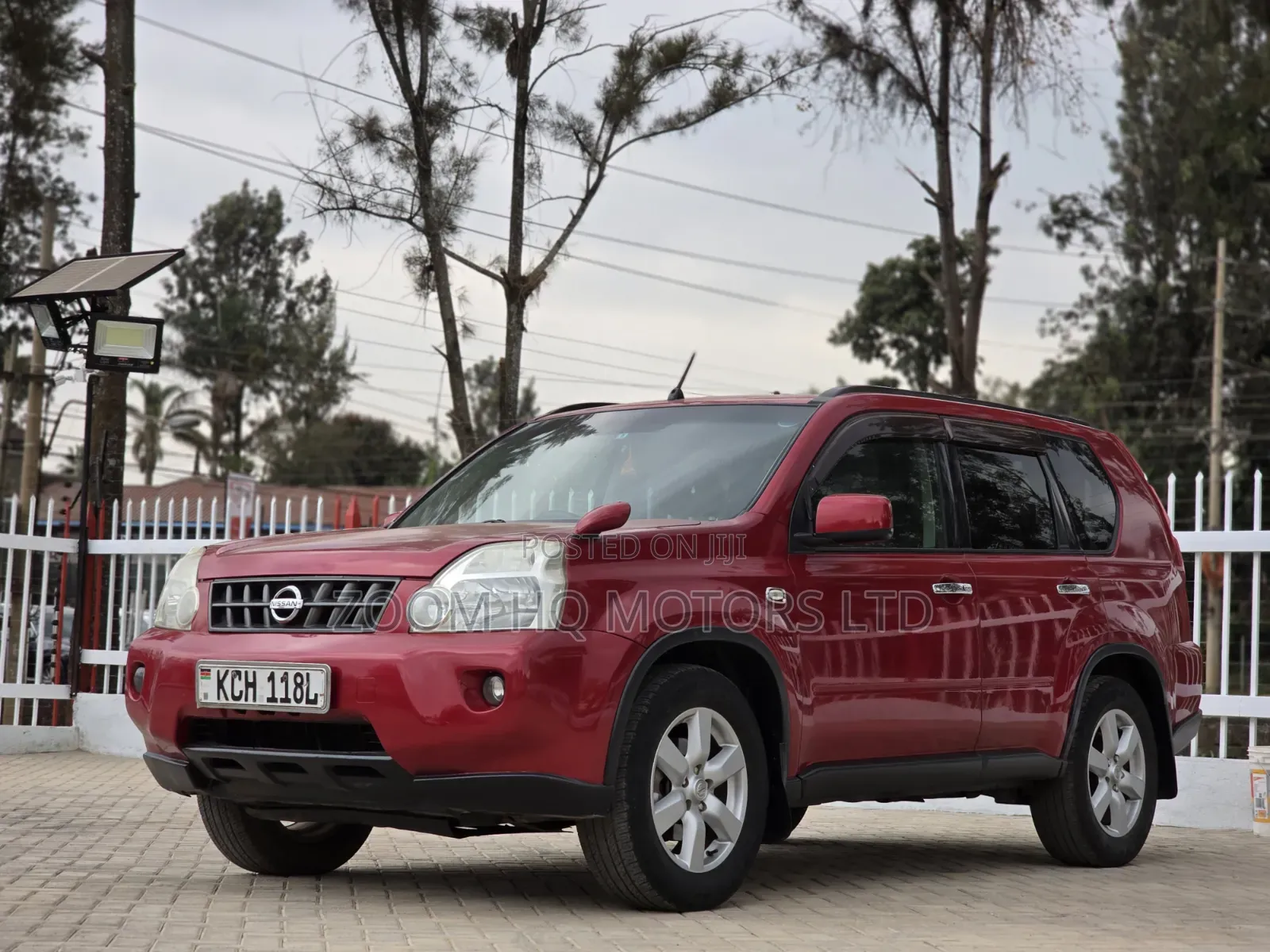 Nissan X-Trail 2008 Red