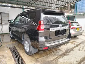 Toyota Land Cruiser 2019 Black