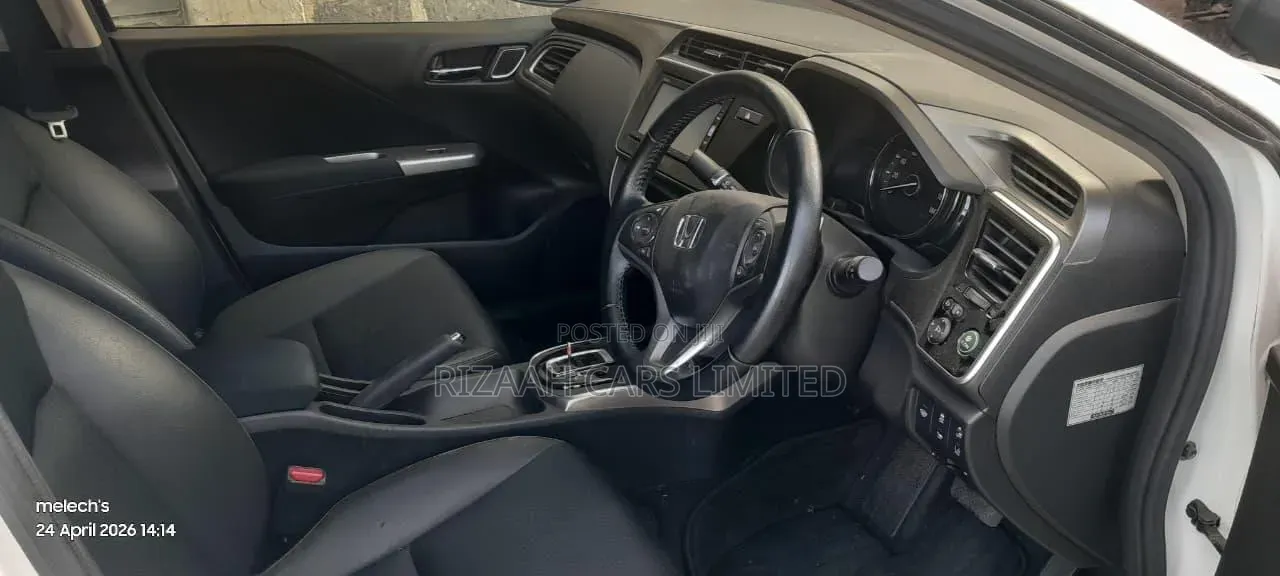 Honda Grace 2020 White