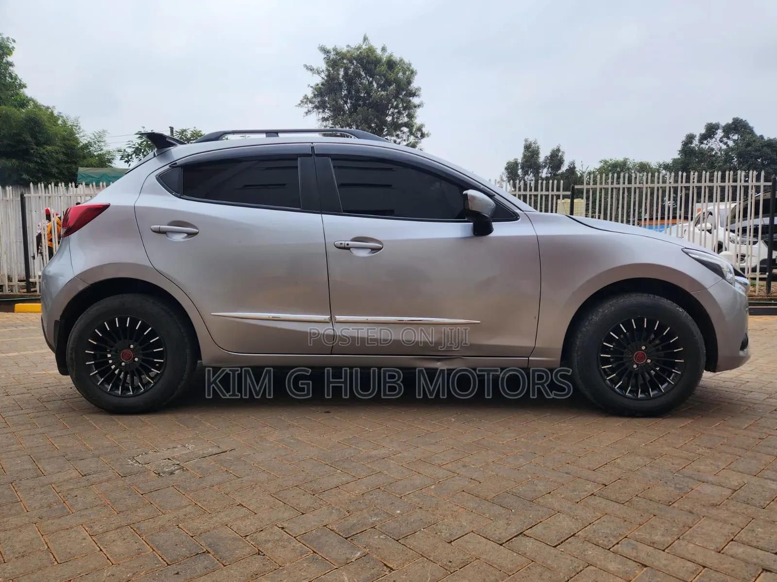 Mazda Demio 2015 Pink