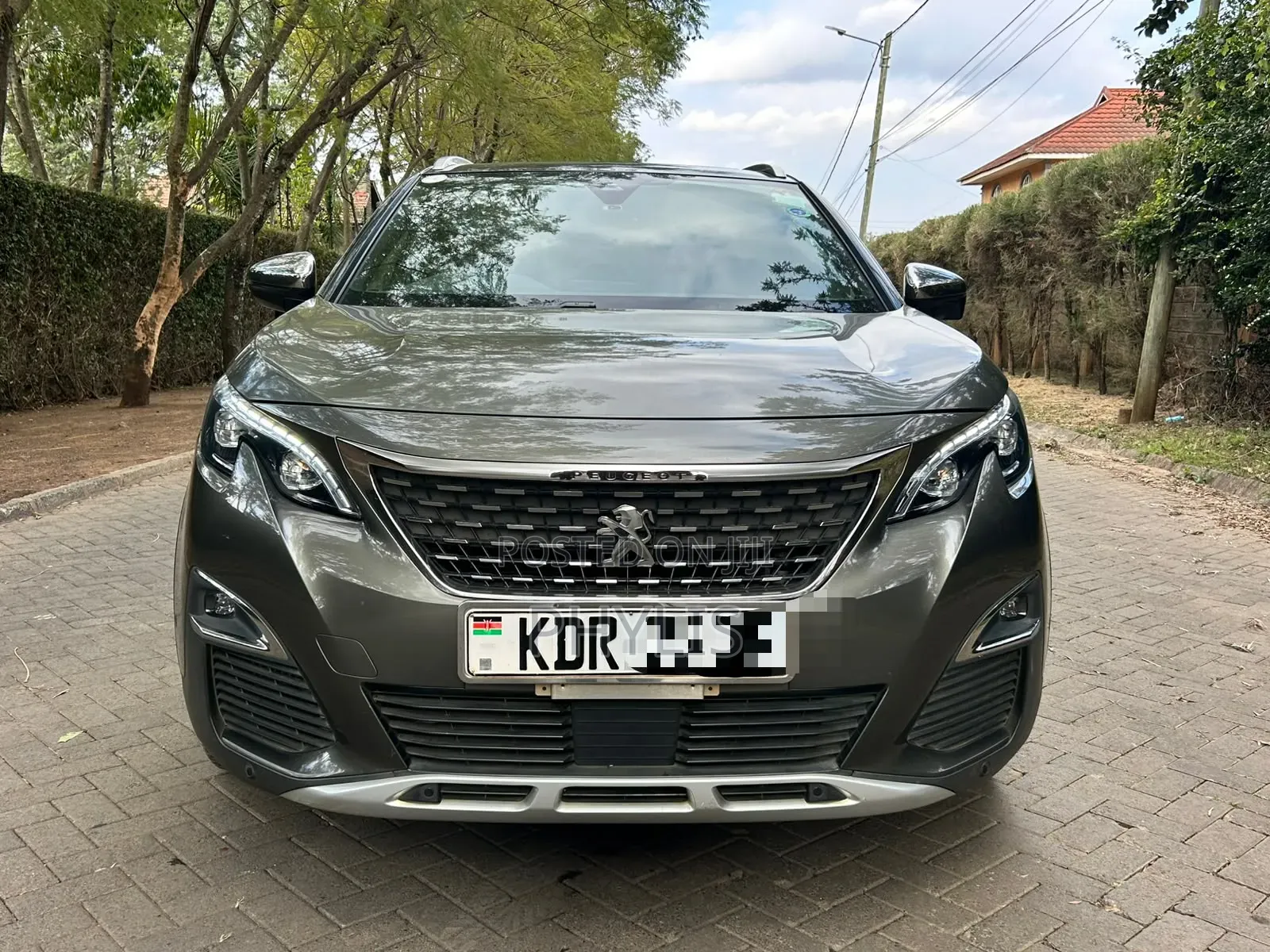 Peugeot 5008 2018 Gray