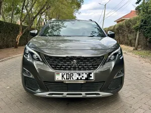 Peugeot 5008 2018 Gray