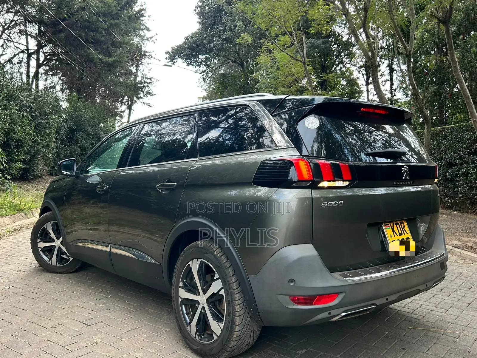 Peugeot 5008 2018 Gray