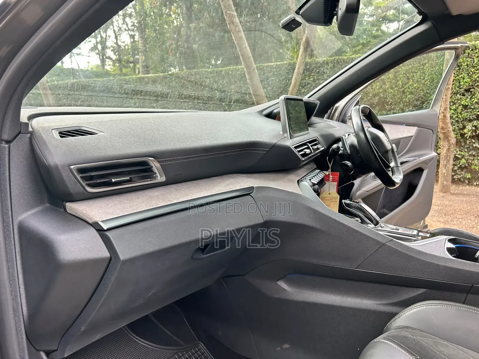 Peugeot 5008 2018 Gray