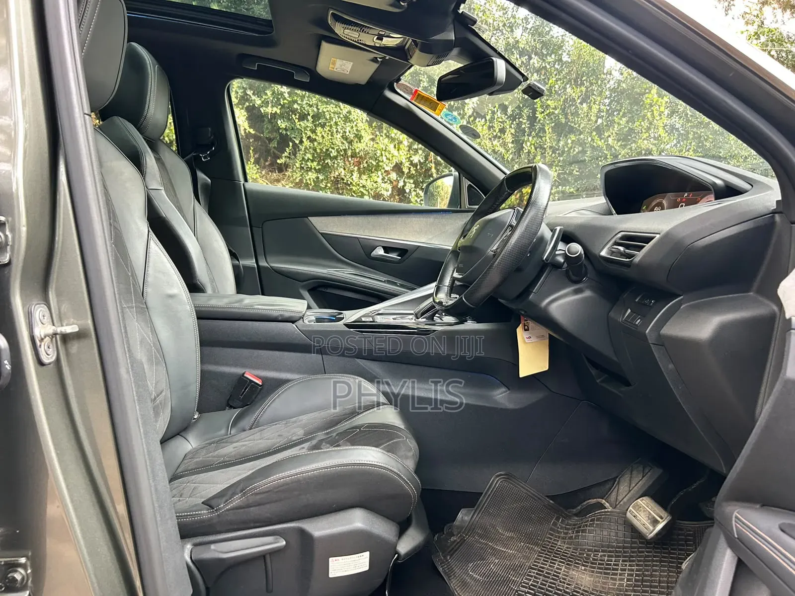 Peugeot 5008 2018 Gray