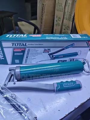 TOTAL 400CC Industrial Lever Grease Gun (THT111051) — Brand New
