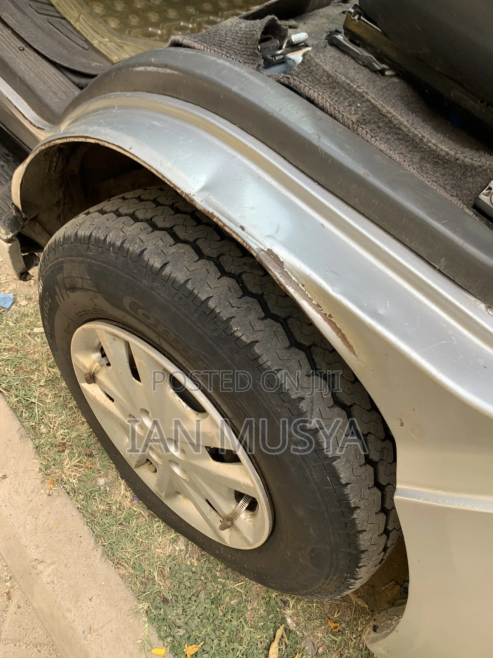 Toyota HiAce 2006 Silver