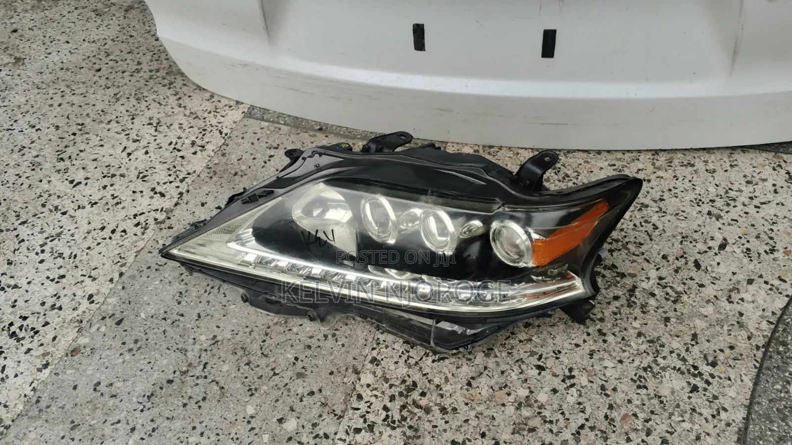 Lexus Rx 350 Headlight