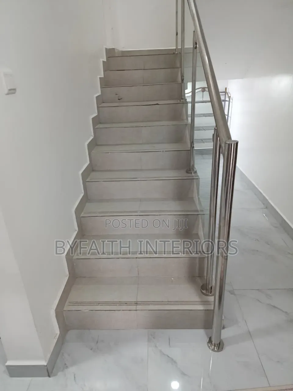 Red VIP Staircase Carpet