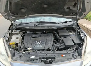 Mazda Premacy 2017 Silver