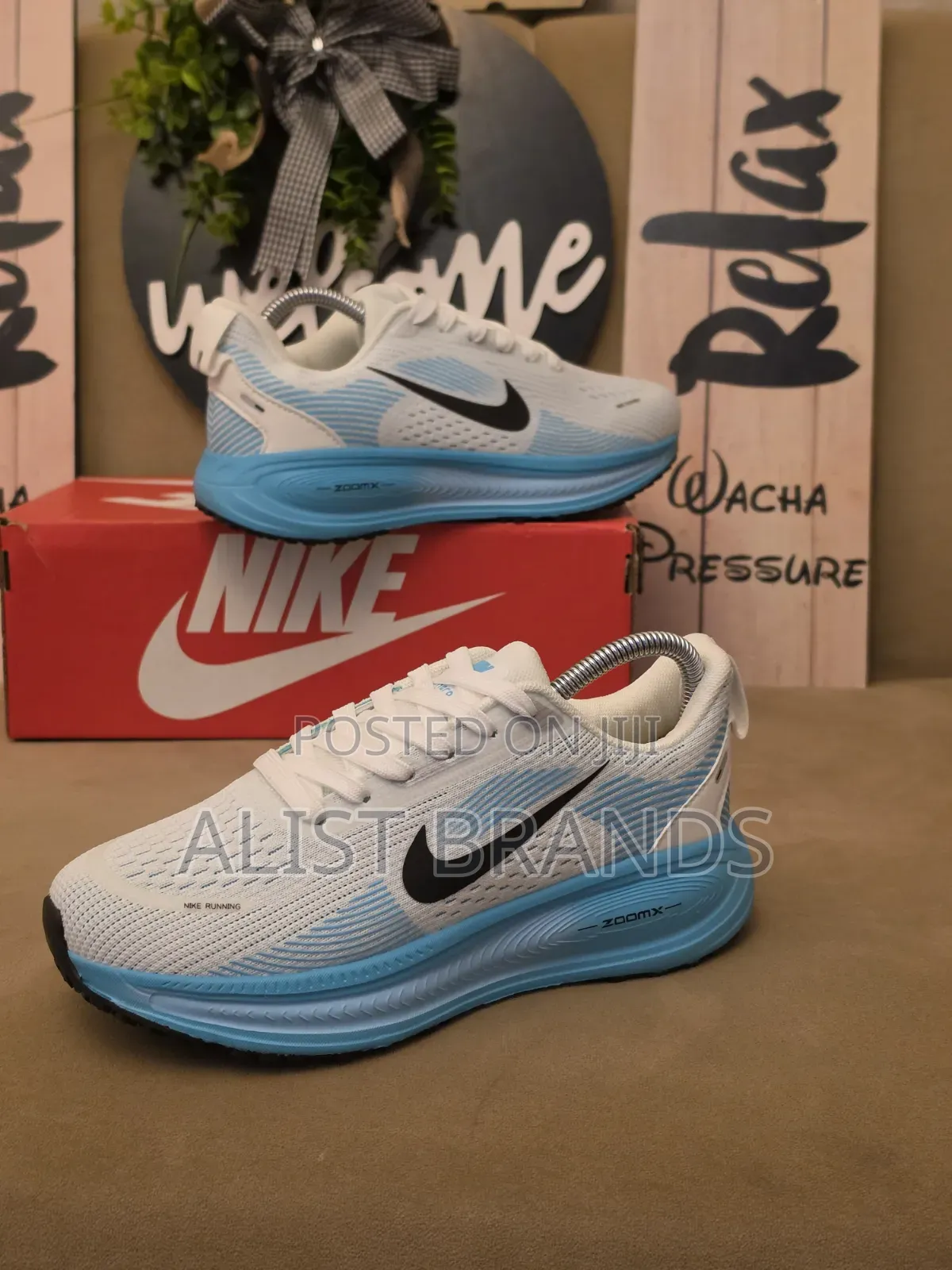 Nike Vomero Sneakers