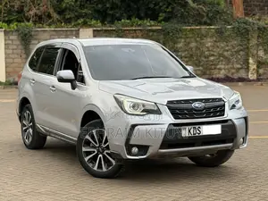 Subaru Forester 2017 Silver
