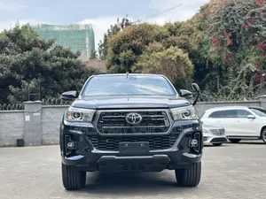 Toyota Hilux 2.4 Diesel 2020 Black