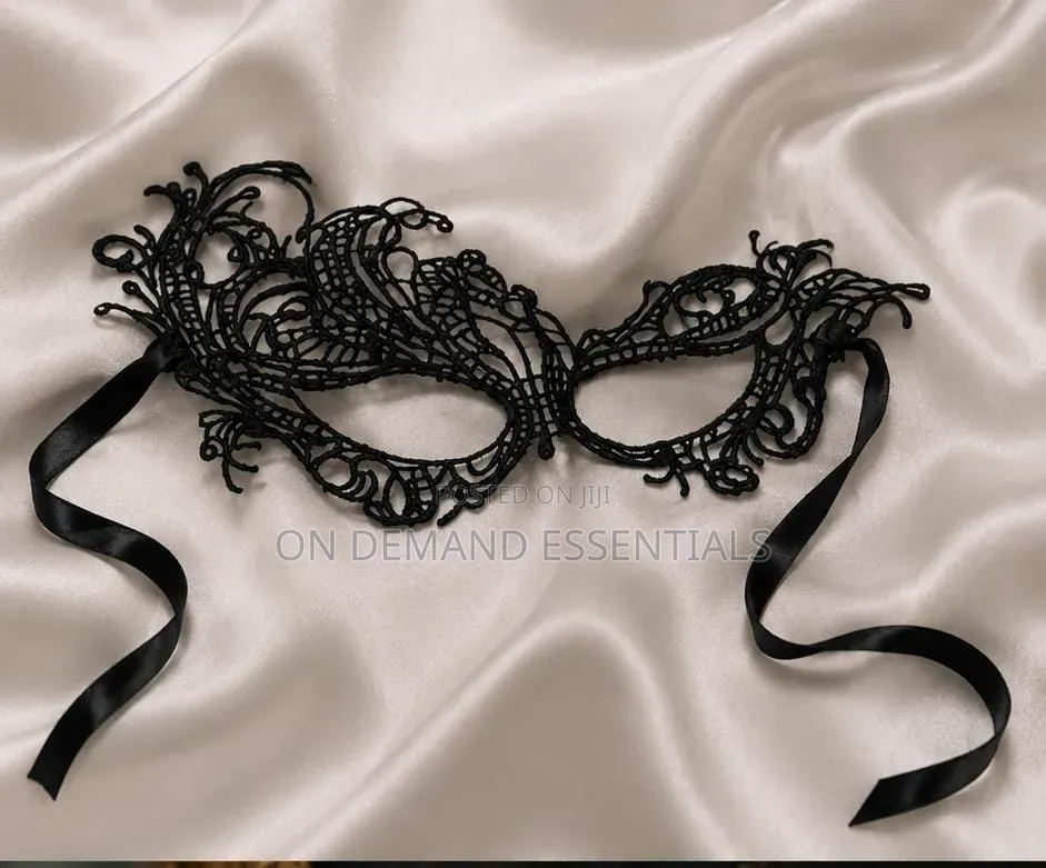Laced Masquerade Mask