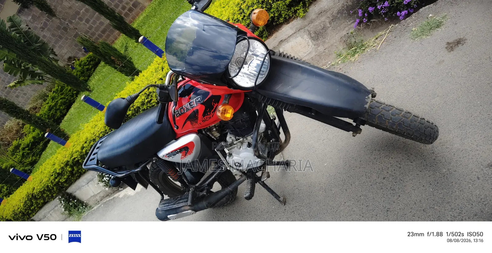Bajaj Boxer 150 UG 2025 Red