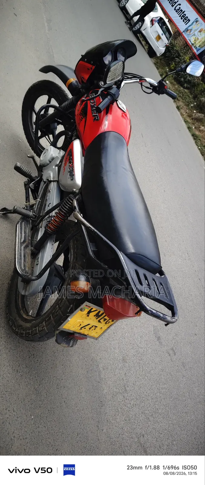 Bajaj Boxer 150 UG 2025 Red