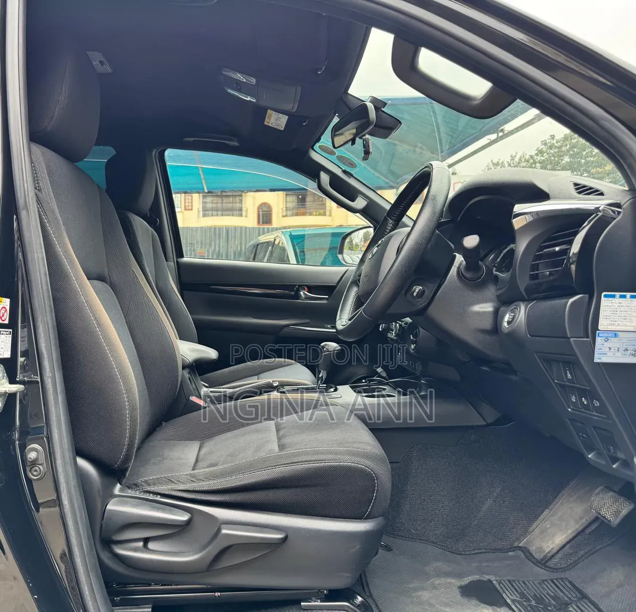 Toyota Hilux 2019 Black
