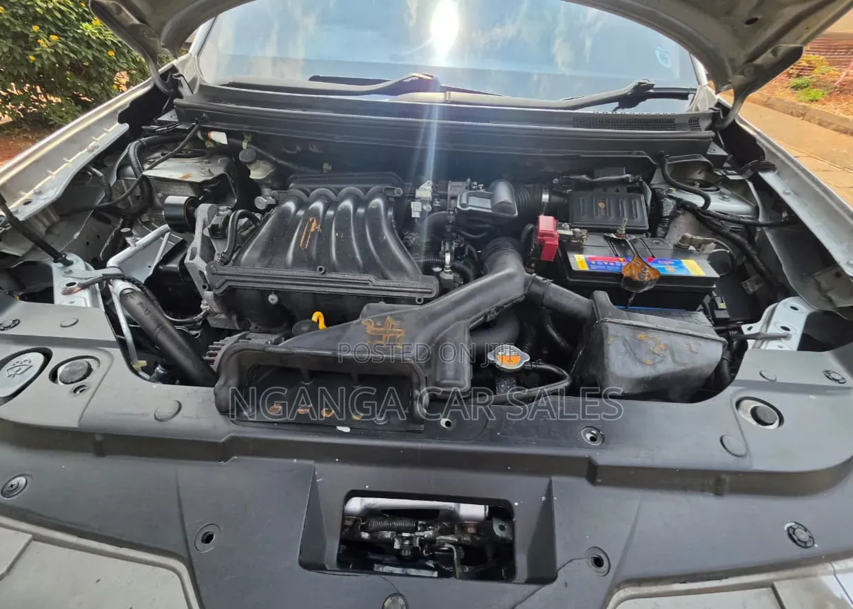Nissan Sylphy 2012 Silver