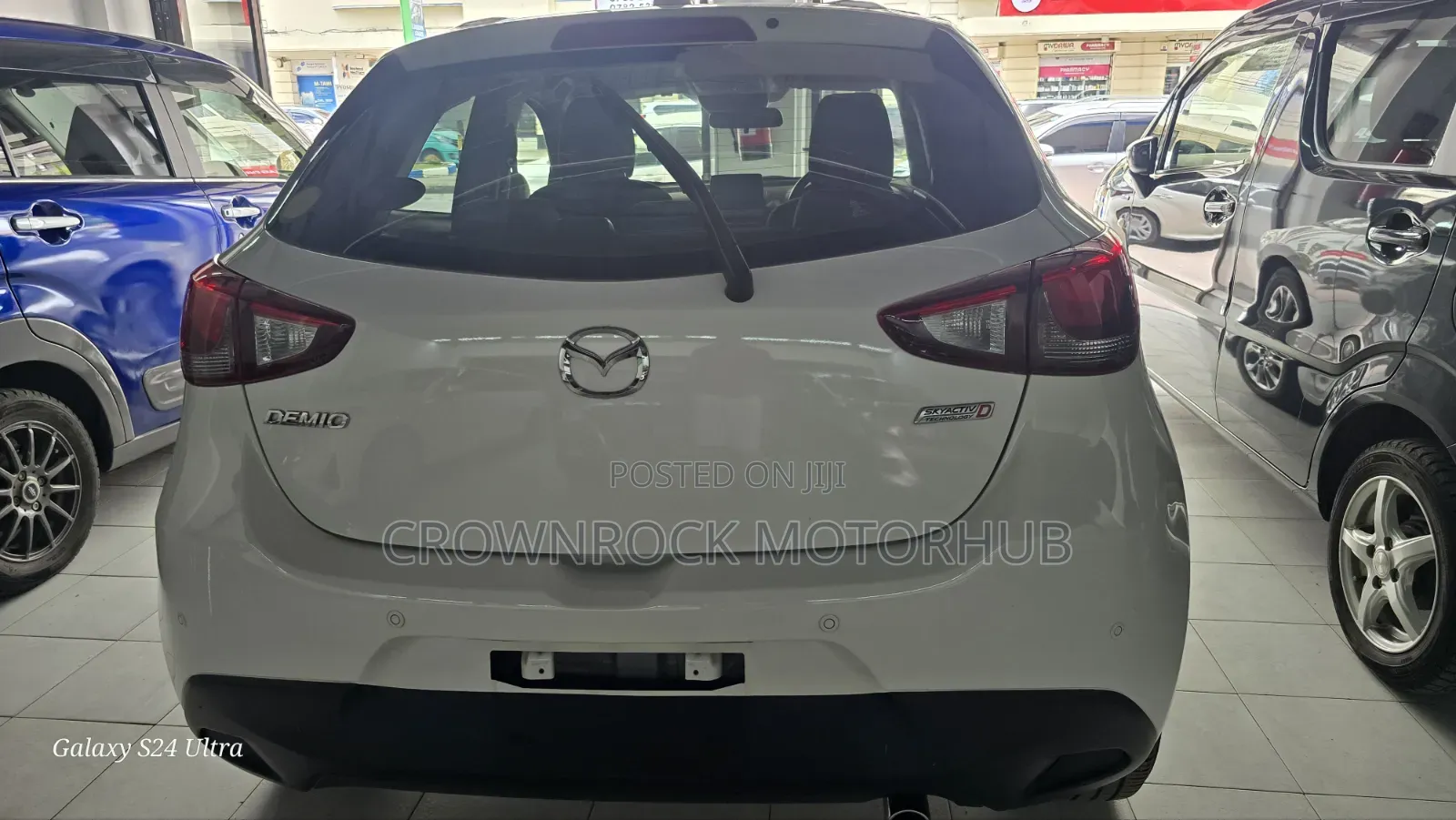 Mazda Demio 2018 White