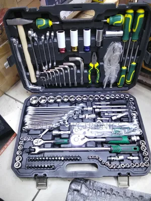Professional Socket Wrench Set 142+2 PCS
