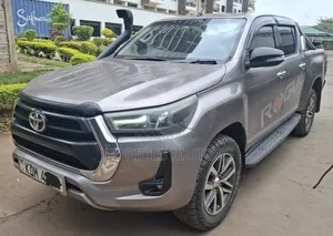 Toyota Hilux 2017 Gray
