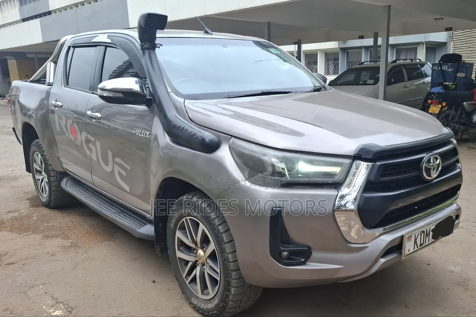 Toyota Hilux 2017 Gray