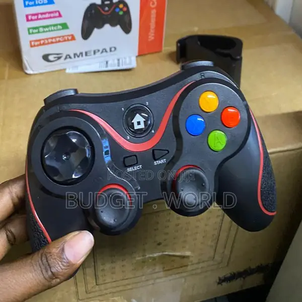 V8 Wireless Gaming Pad With Precision Joysticks Responsive Buttons