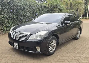 Toyota Crown 2010 Black