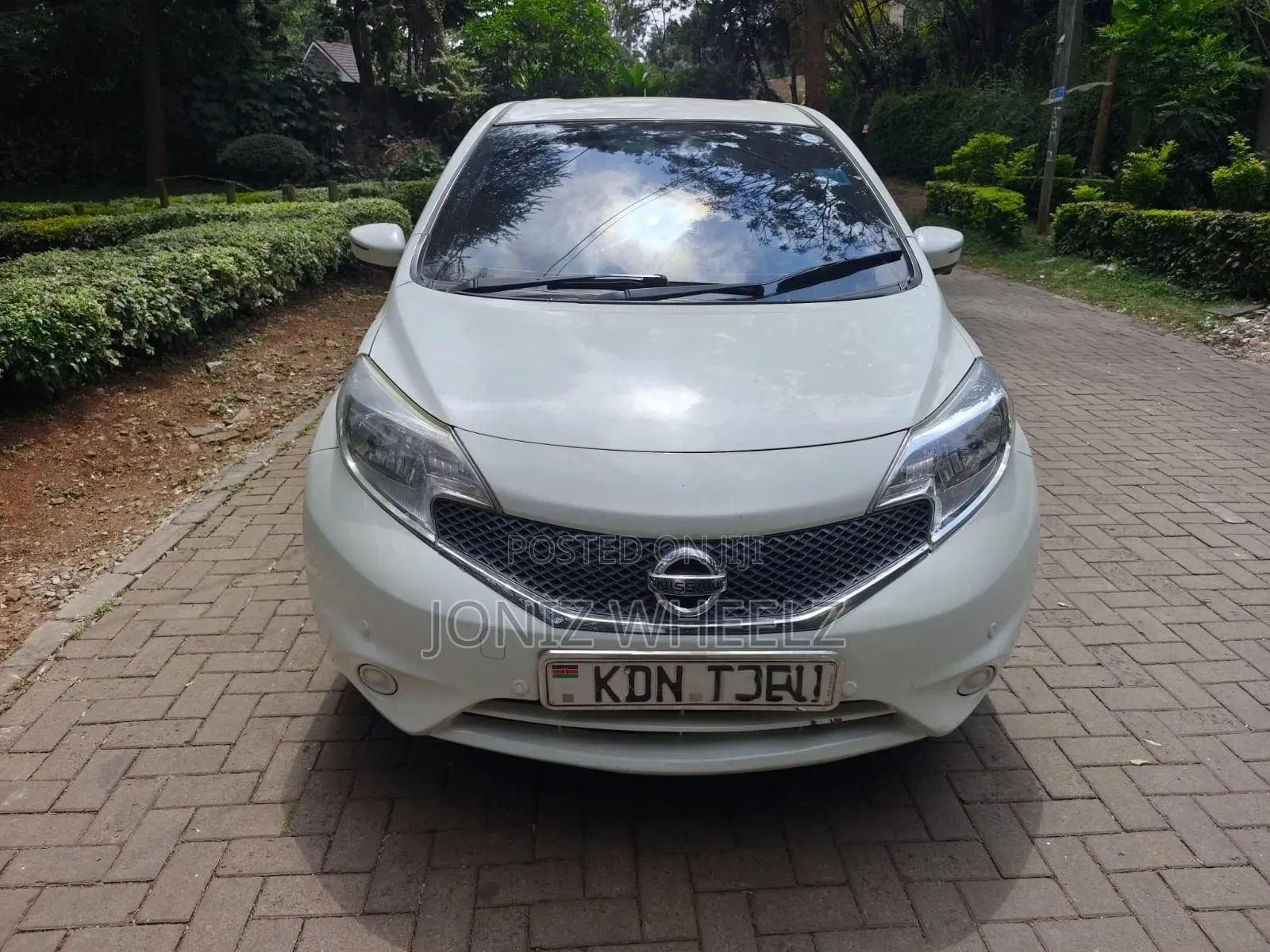 Nissan Note 2016 White