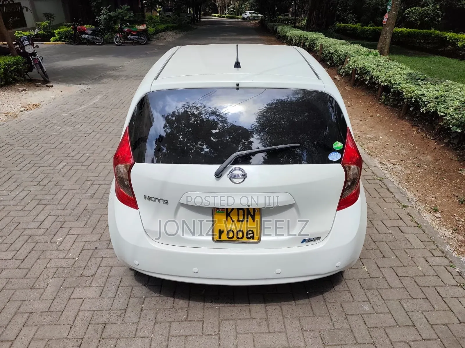 Nissan Note 2016 White