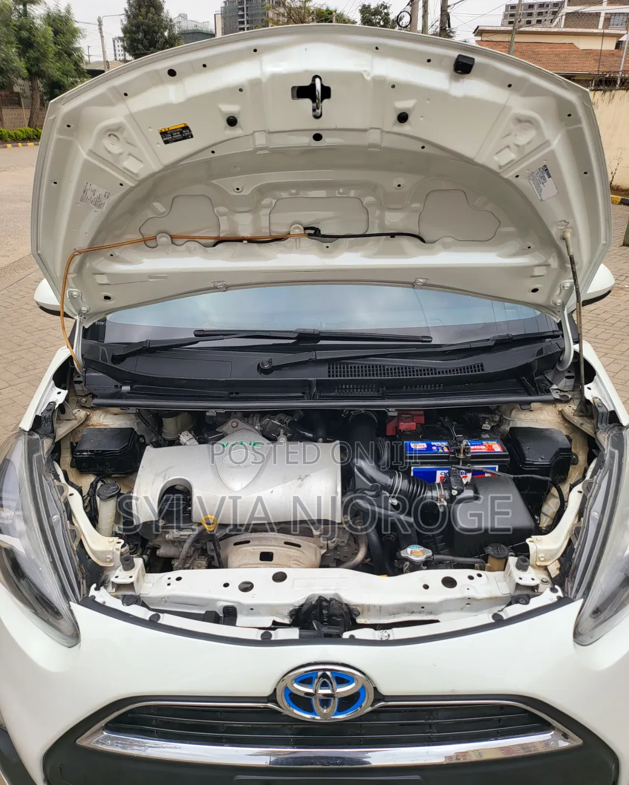 Toyota Sienta 2017 White