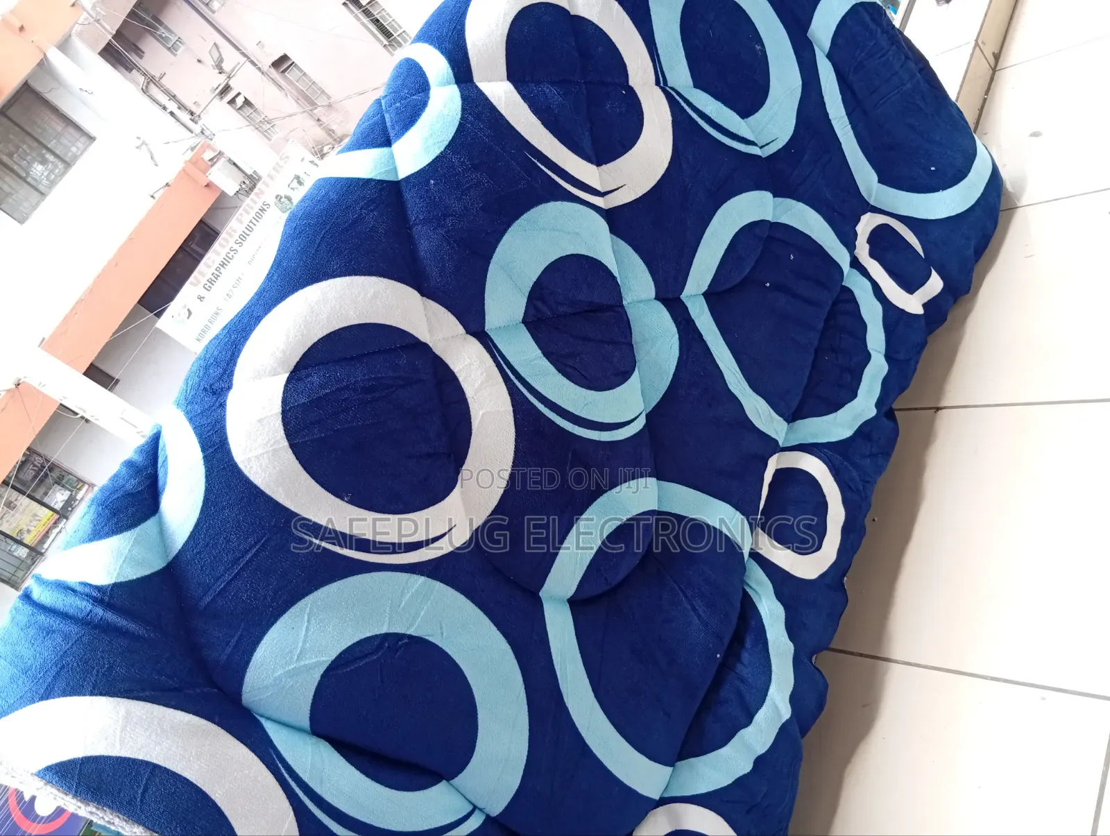 Premium Woollen Duvet – Thick, Warm Comfortable Bed Cover